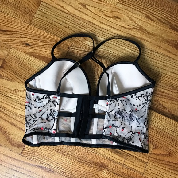 Victorias Secret Lace Love Graphic Bra - Picture 2 of 4